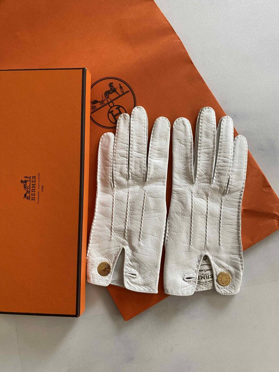 【美品】エルメス　HERMES レディース　レザーグローブ　ホワイト　革手袋　サイズ6ハーフ　裏地無し　フランス製