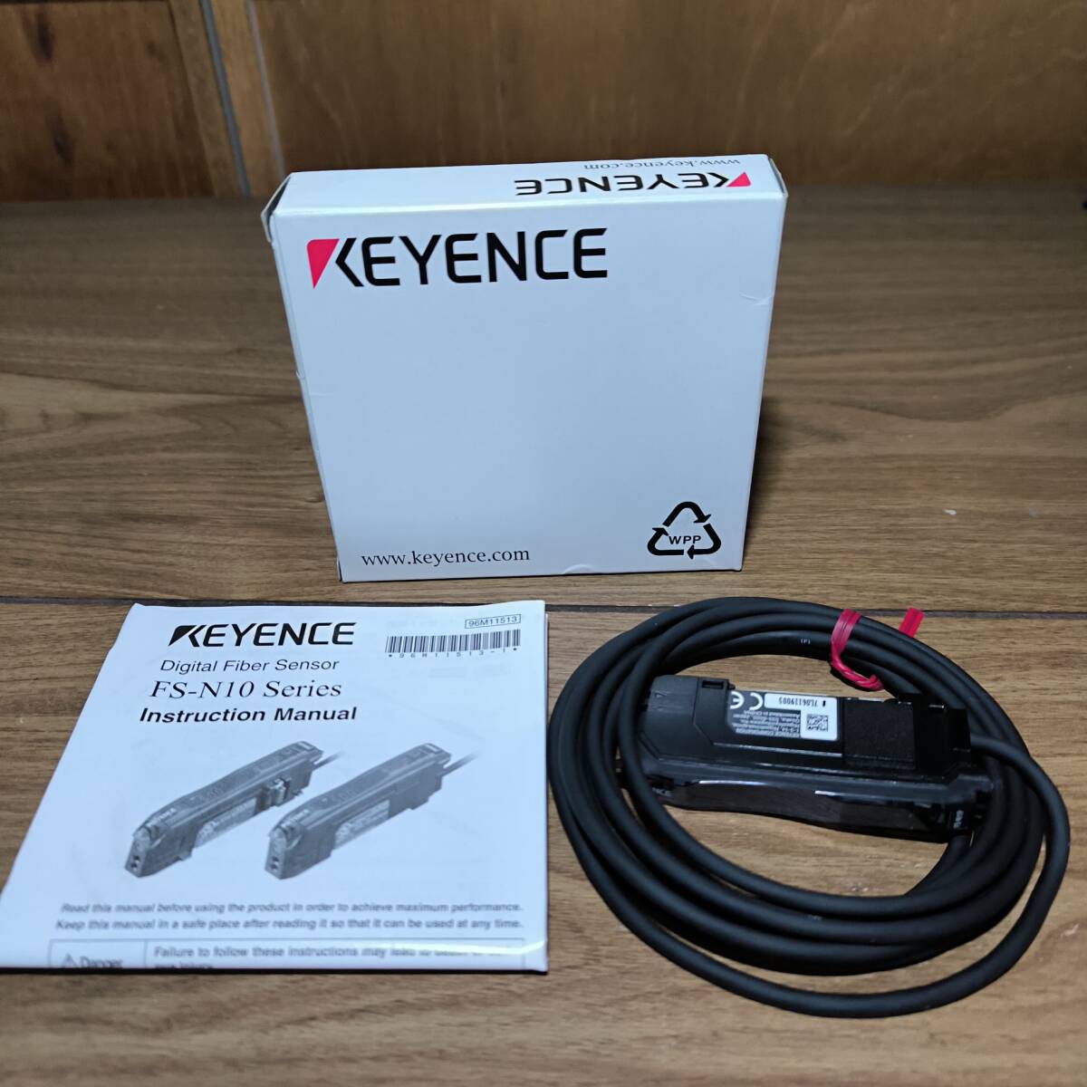 キーエンス FS-N11P デジタルファイバアンプ ケーブルタイプ 親機