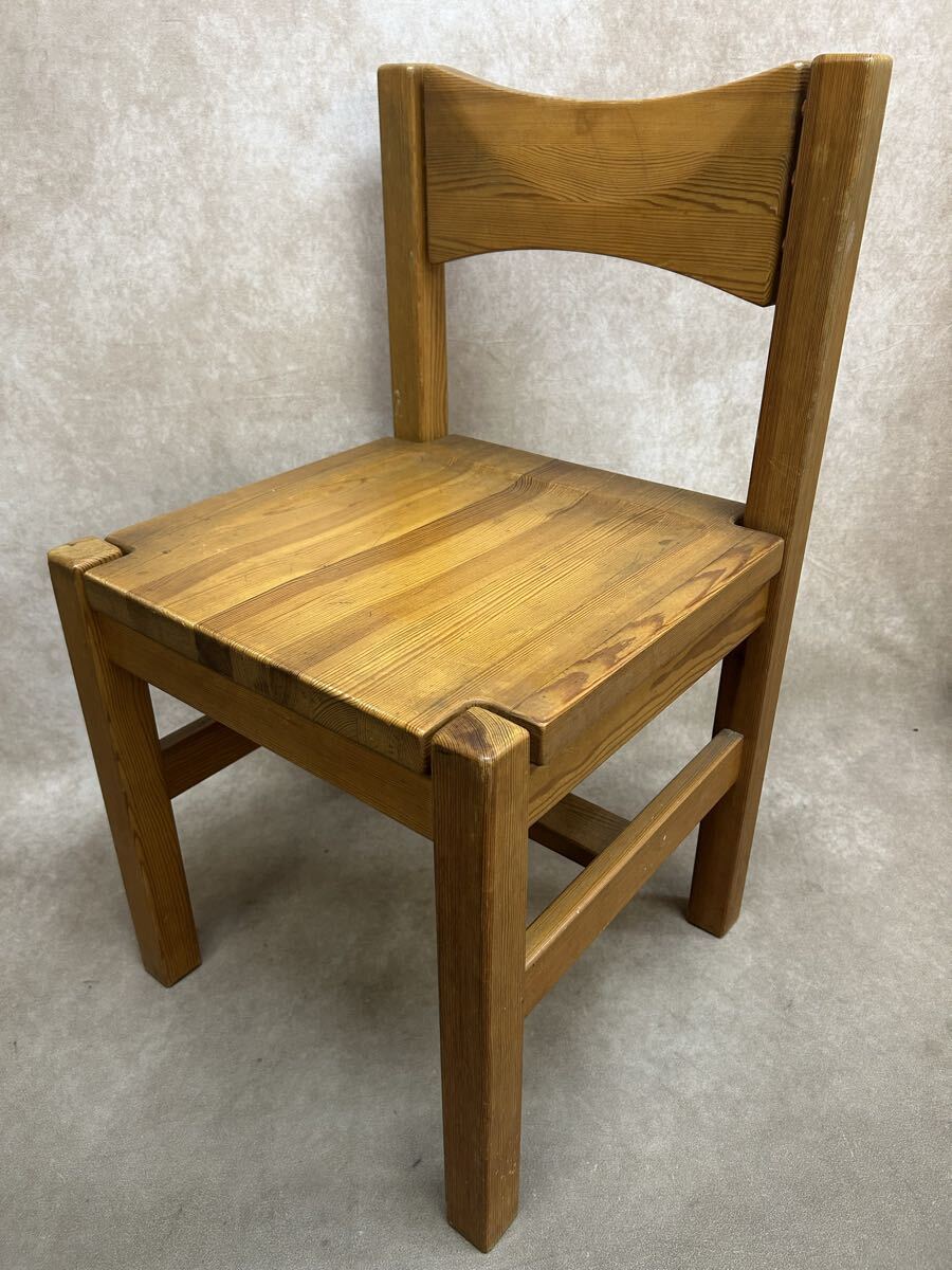 アンティーク レトロ デザインチェア 木製 椅子 いす イス 家具 レトロ 北欧風 浮遊感のあるデザイン コレクション 中古