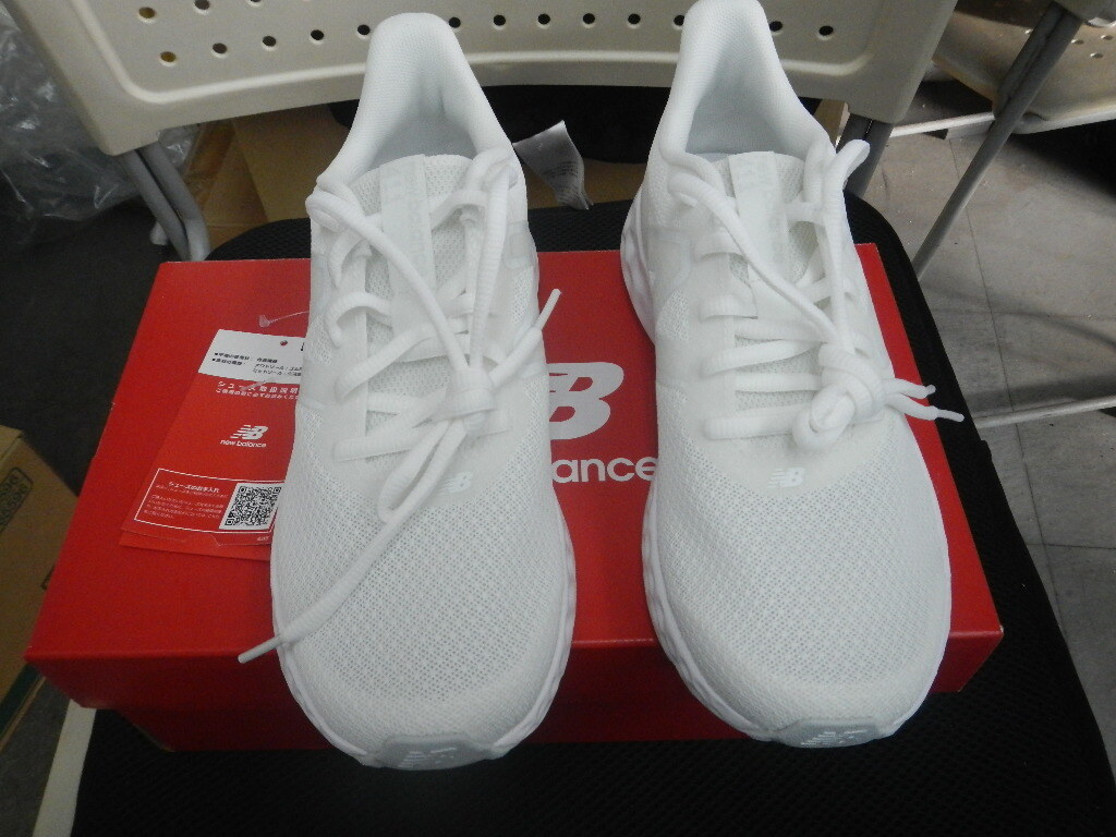 ◇売切り◇未使用◇New Balance ニューバランス 23cm W411LG3 D ランニングシューズ◇