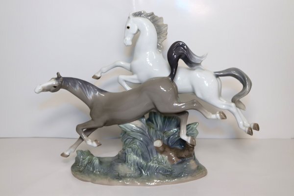 LLADRO リヤドロ 駆ける馬 2頭の馬 フィギュリン 訳あり