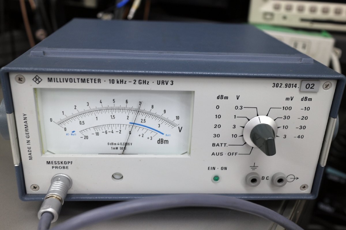 【正常動作品】Rohde&Schwarz URV3 10KHz-2GHz RF ミリボルト・メーター