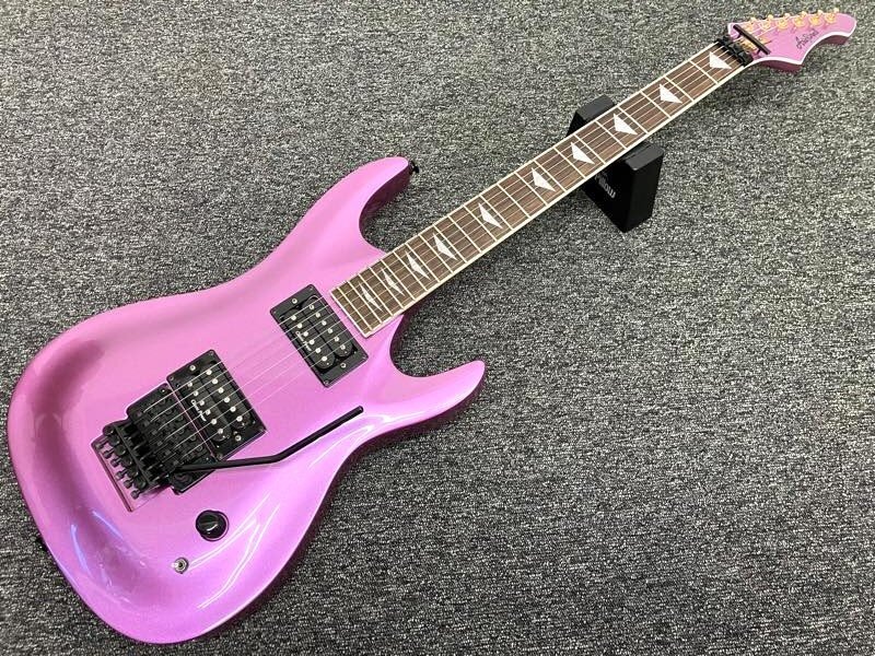 美品◆ Aria ProII MAC-Slasher ◆ アリア プロ2　マック-スラッシャー　ロック式 エレキギター　ソフトケース付属です♪中古品