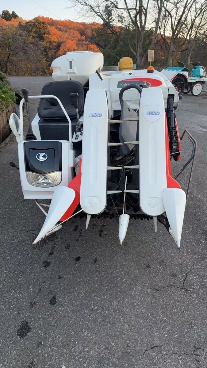 クボタ AR211 コンバイン 10.5馬力 2条刈り 無断速 稼働時間72時間 程度良好 引き取り限定