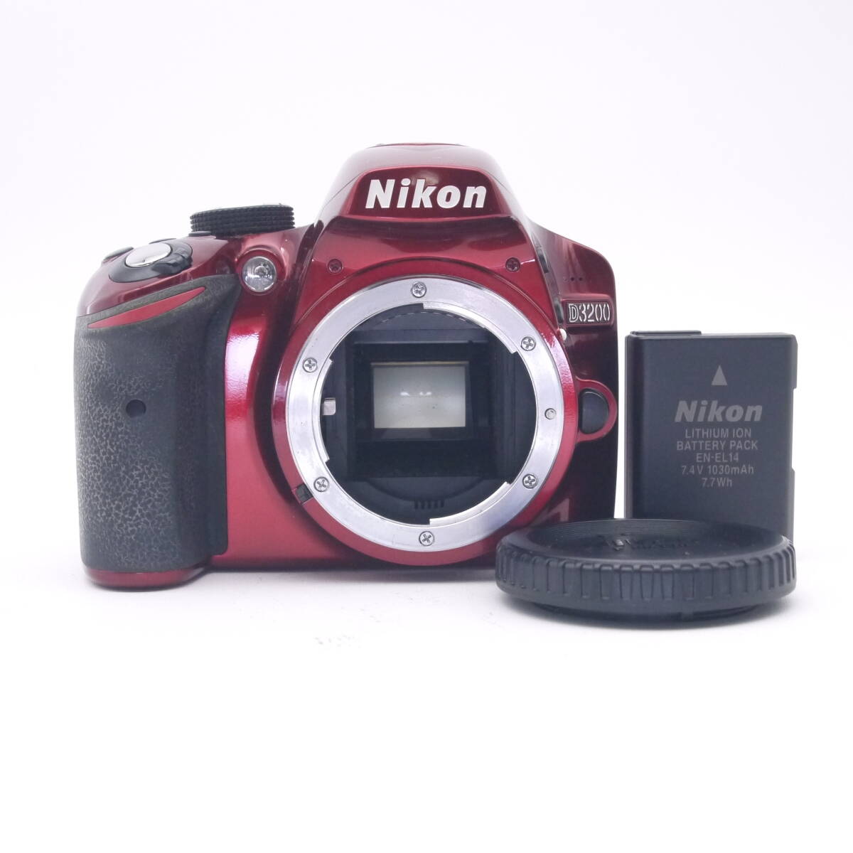 良品 Nikon ニコン D3200 レッド シャッター数23,958回 デジタル一眼レフ #AA3509