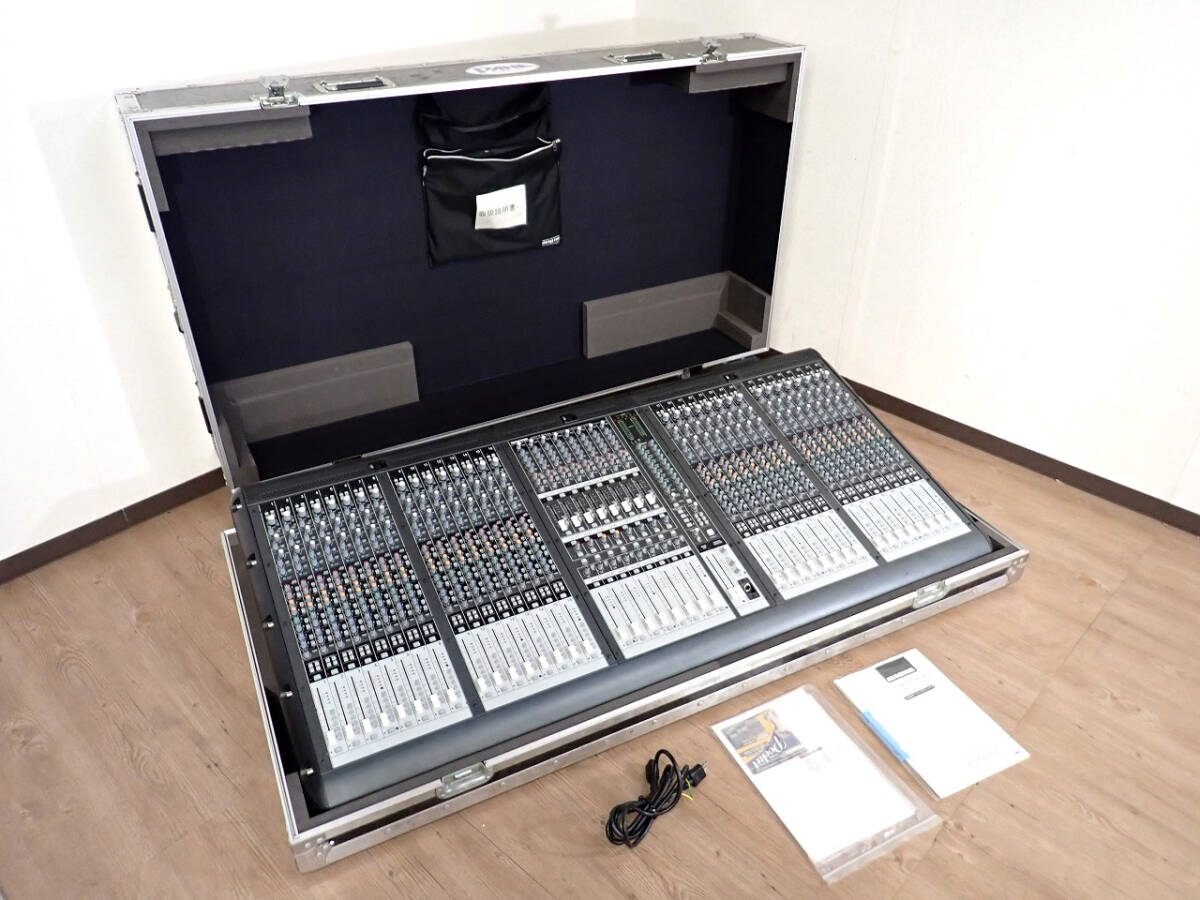 47982 中古 32ch 音響ミキサー卓 MACKIE ONYX-3280 マッキー ハードケース・説明書付 アナログ PA オーディオ機器 音響業務 埼玉県 戸田市
