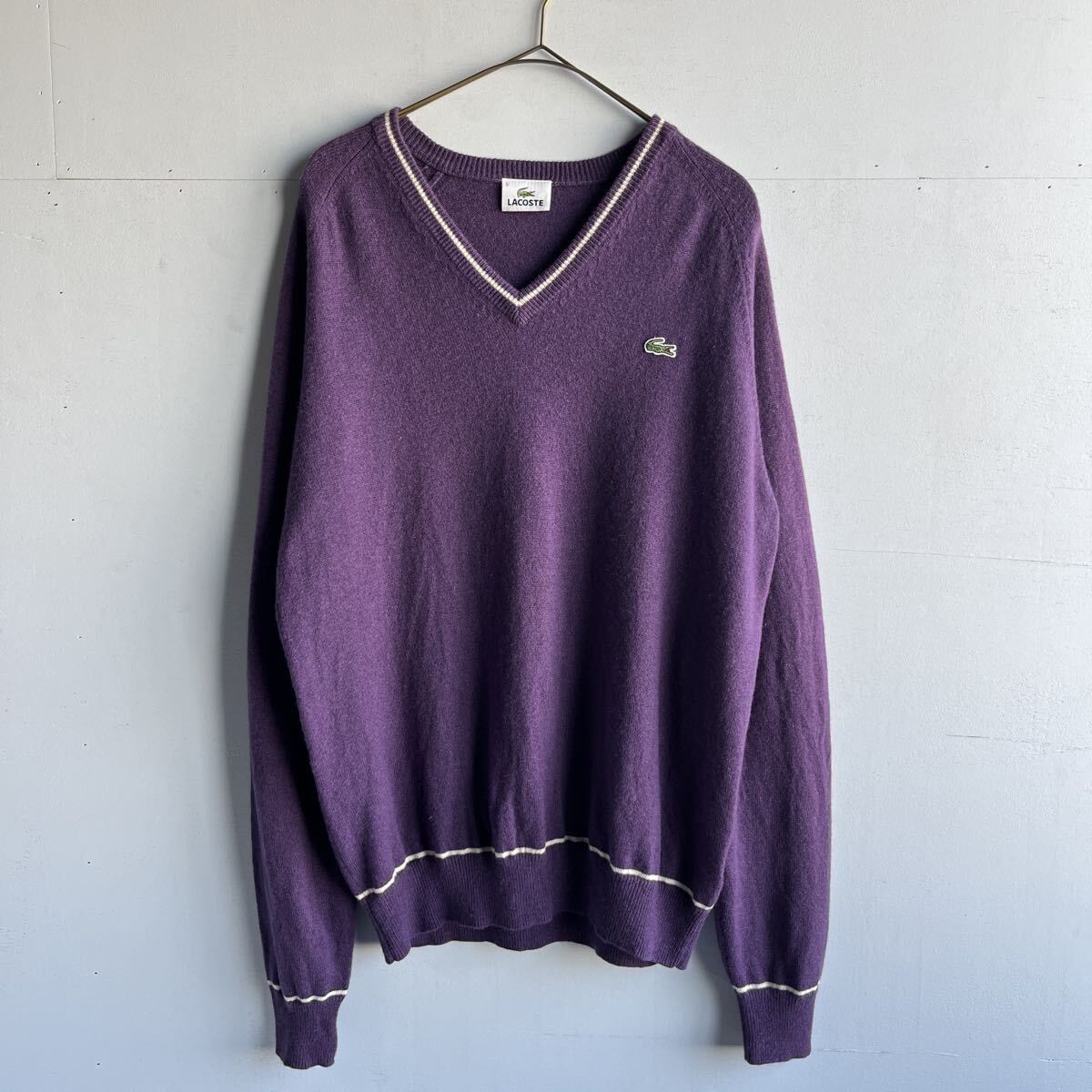 LACOSTE ラコステ Vネック ニット セーター size5 カシミヤ カシミヤ混 パープル 胸ロゴ ワニ刺繍 ラインリブ 