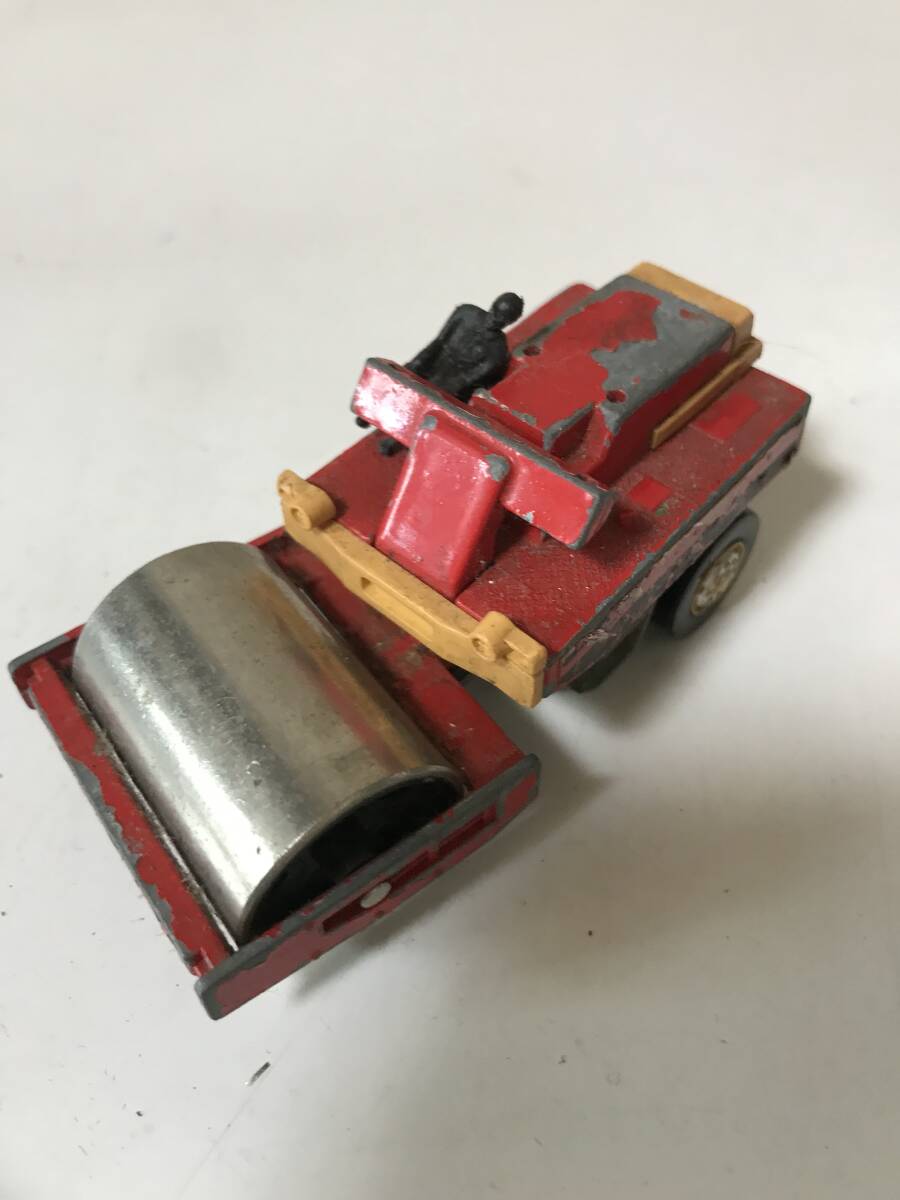 現状品　ジャンク　サカイ　ワールドゼッケンシリーズ2　サカイバイブレーションローラSV100　屋根、ハンドル無し　【2-60111102】