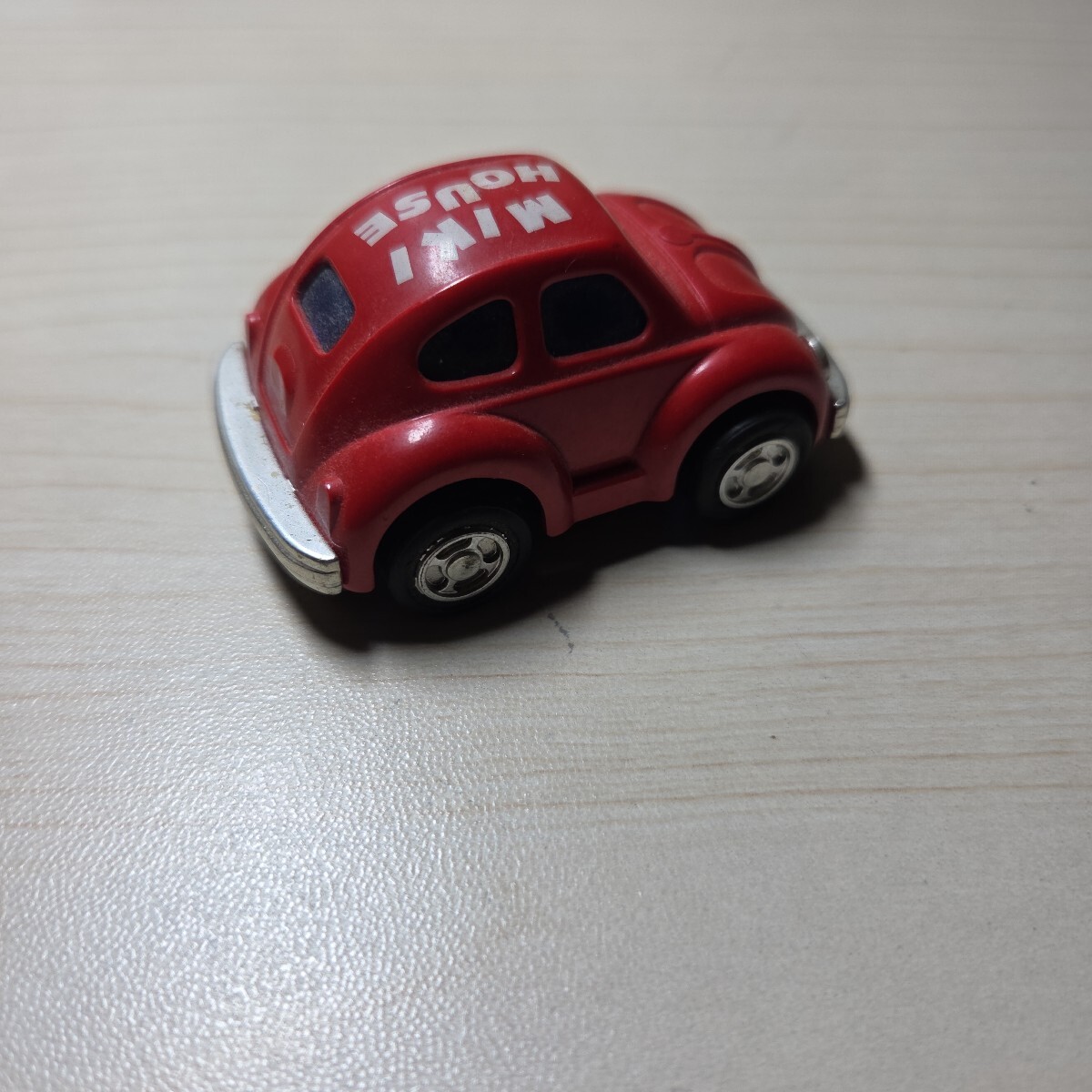 即決あり！ミキハウス　ミニカー フォルクスワーゲン　ビートル