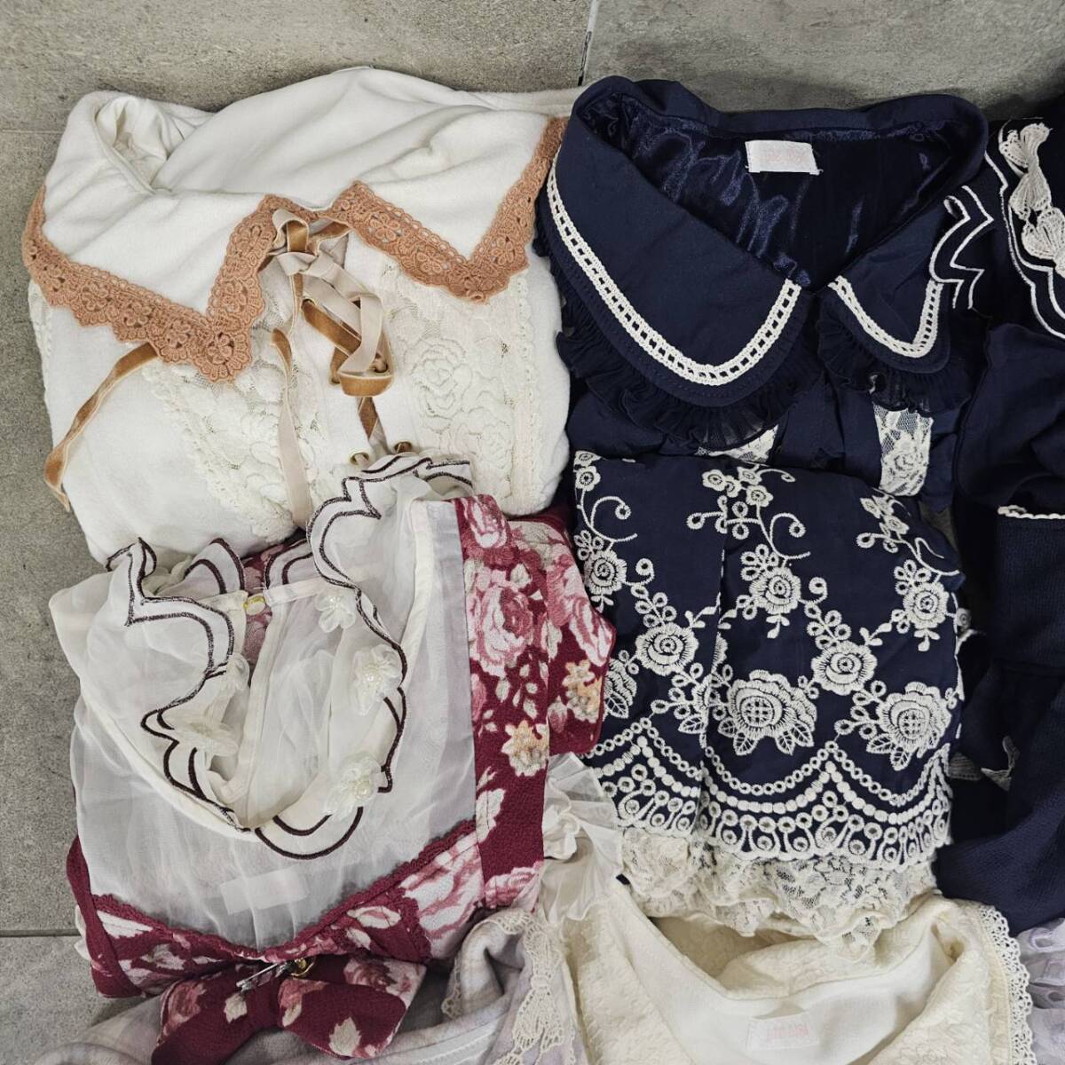 {$data['title']拍卖