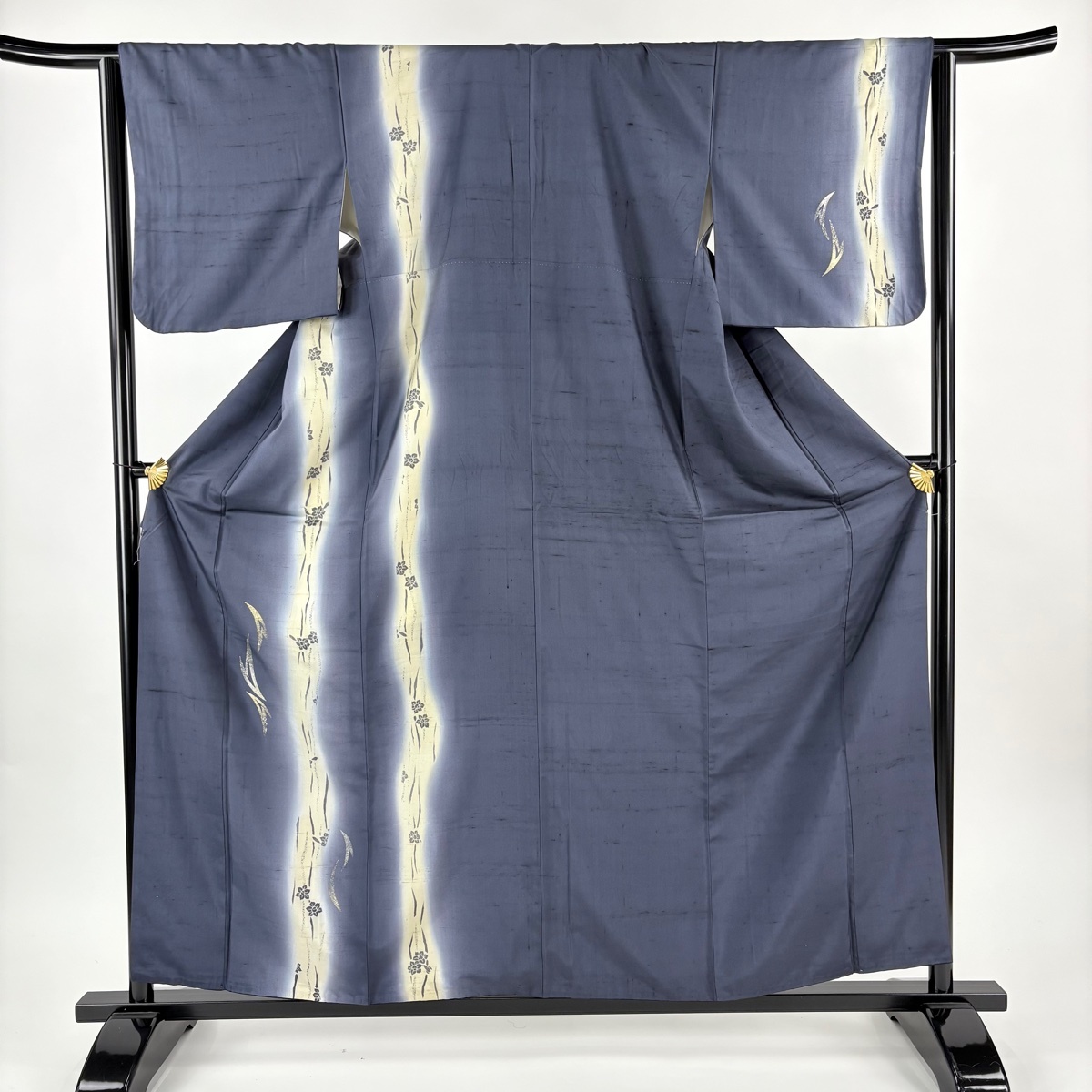 【在庫一掃】 付下げ 身丈160cm 裄丈63.5cm S 袷 紬地 草花 幾何学 金銀彩 箔 紺色 正絹 名品 【中古】