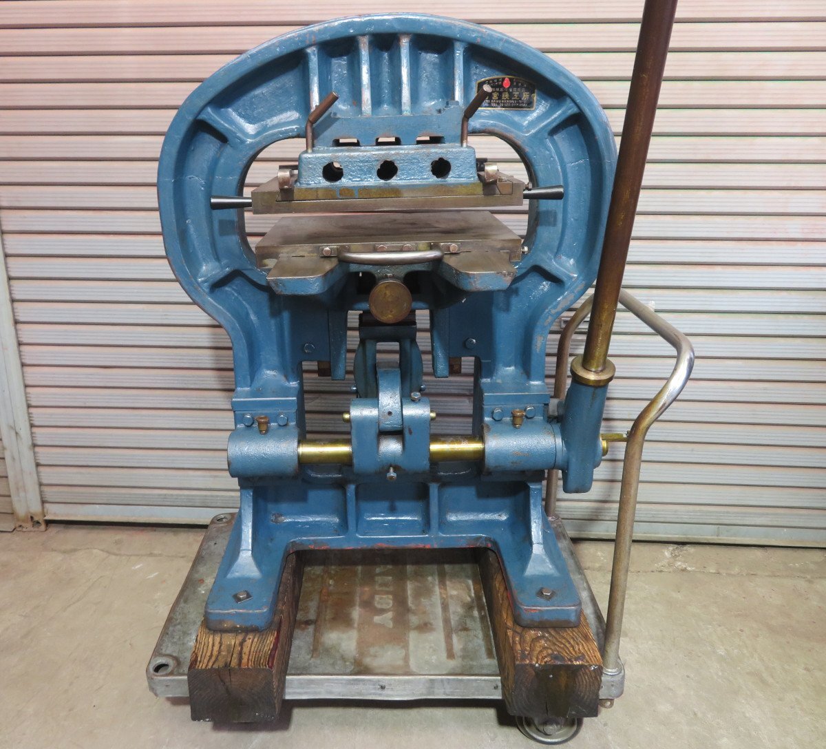 {$data['title']拍卖