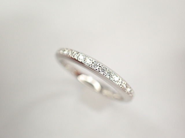 美品 ラザールダイヤモンド Pt950 ダイヤ計0.11ct グレイシャス ハーフエタニティ デザイン リング 指輪