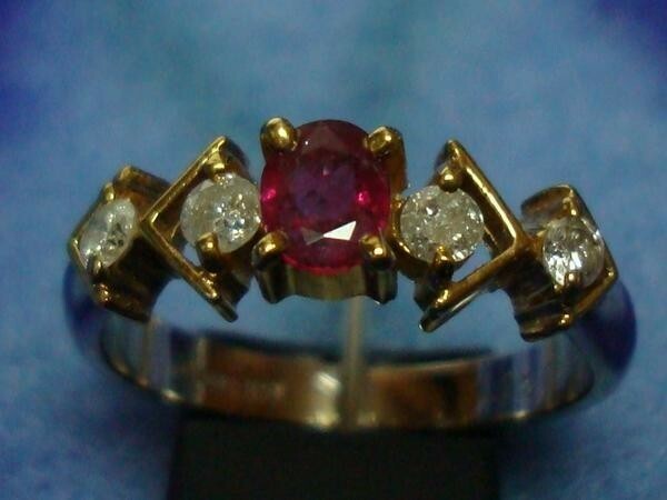 OU 美品 指輪 Pt900 K18 ダイヤモンド 0.20ct ルビー 0.33ct 可愛い 豪華 人気 アクセサリー 赤色 レッド レディース 9号 ゴールド