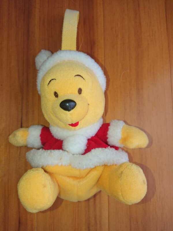 くまのプーさんサンタクロースぬいぐるみディズニークマクリスマスサンタさんDisney Winnie the Pooh人形玩具オモチャおもちゃ熊マスコット