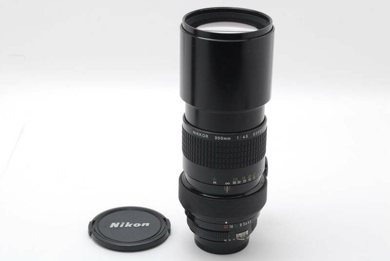 Nikon Ai Nikkor 300mm f4.5 MF望遠単焦点レンズ 動作も写りもOKです。概ねキレイです。 後キャップ付きです。