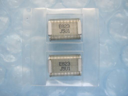 P0054　Nichicon　PPS（ポリフェニレンサルファイド）コンデンサ　MLシリーズ　QML2E823JSFC　0.082μF 250V　長期保存品　２個セット