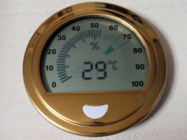 新品 デジタル 温度計 湿度計 シガー ヒュミドール 葉巻 G