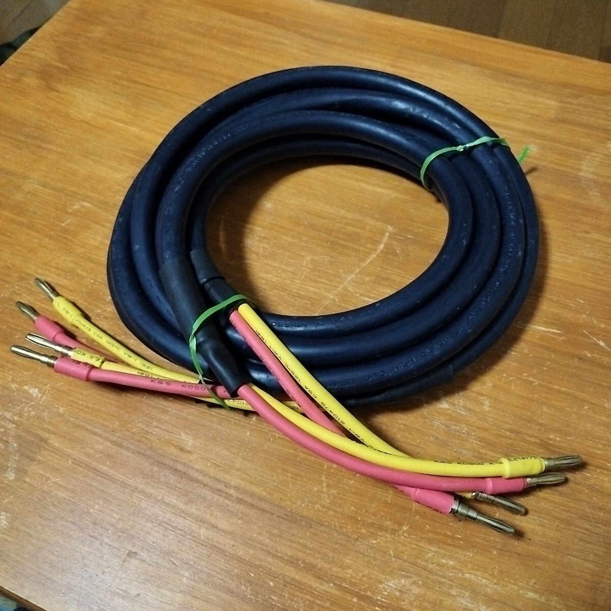 whale ofc high class speaker cable 99.999 design in usa　2.5m　２本　スピーカーケーブル　高音質
