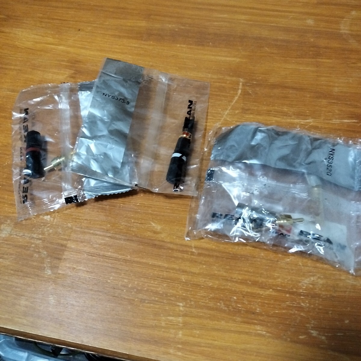 REAN NYS373-2/9 2個　NYS352G　2個　 RCA ピンジャック