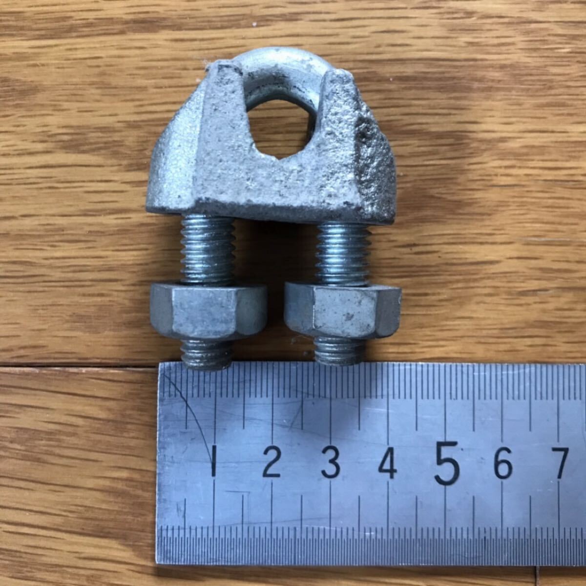 ワイヤークリップ