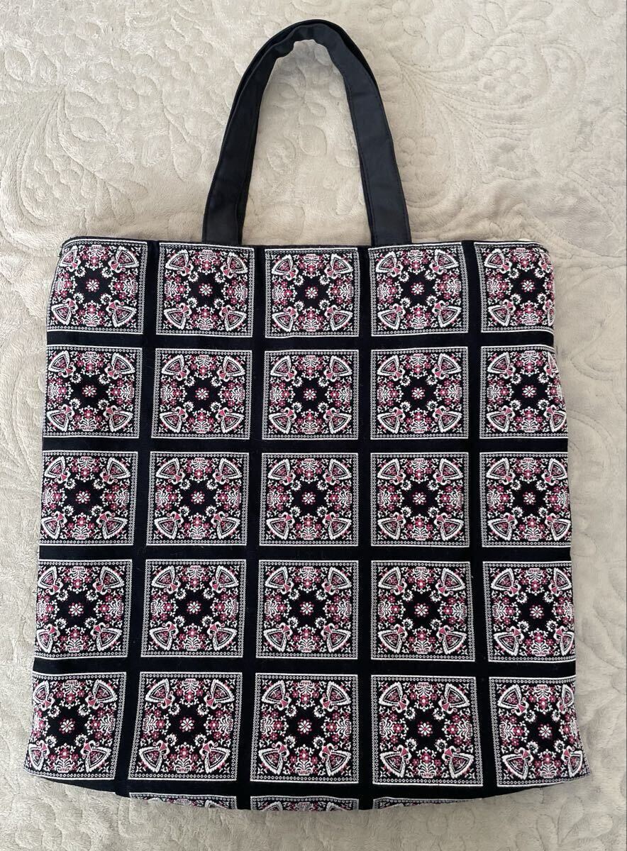 久家道子　刺繍　トートバッグ 花柄　黒　赤　オフホワイト　エンブロイダリー　ナイロン　綿　Michiko Kuge ジャガード　プチポワン日本製
