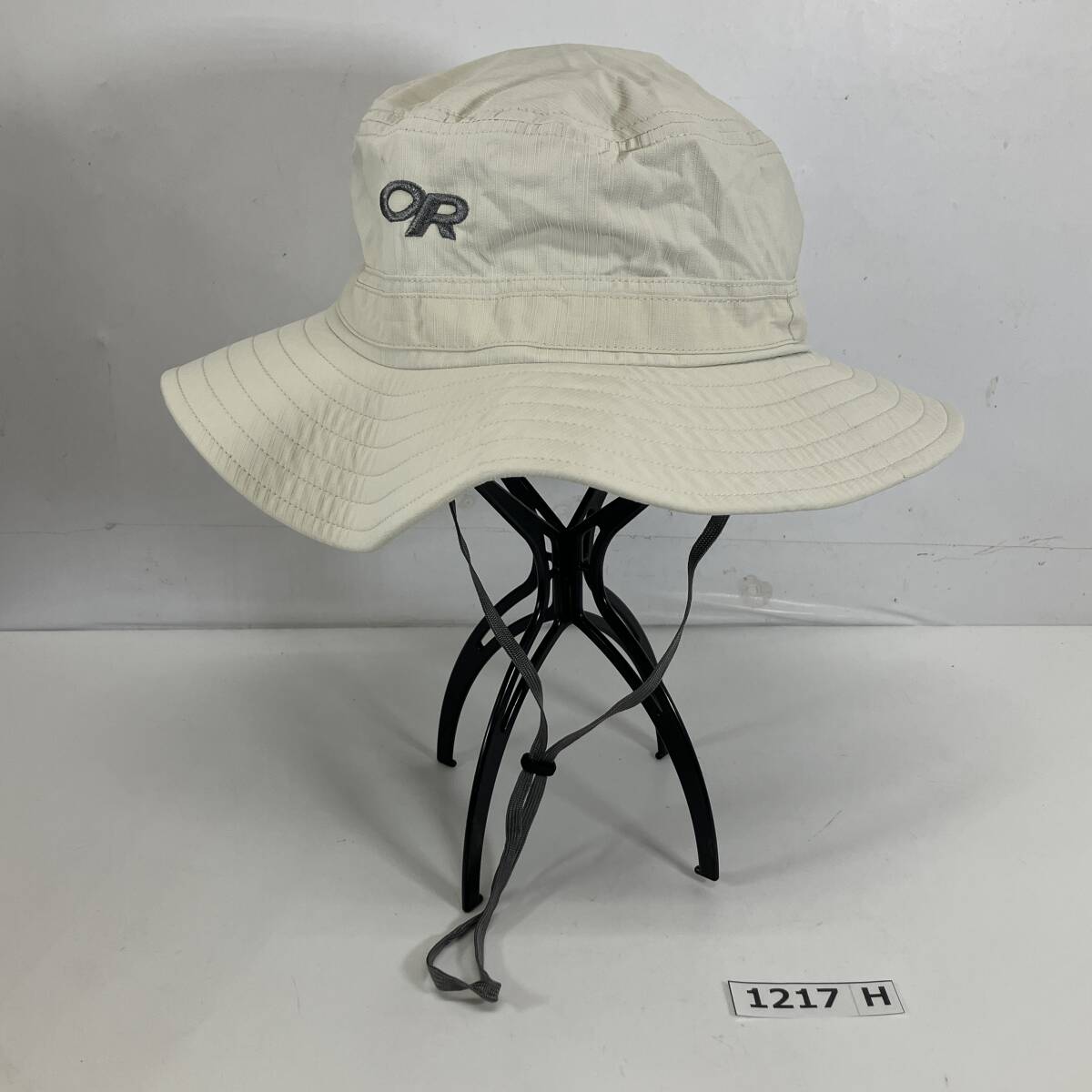 (志)【美品】OUTDOOR RESEARCH/アウトドアリサーチ OR ヘリオス サンハット 帽子 Mサイズ グレージュ アウトドア(I)1217H