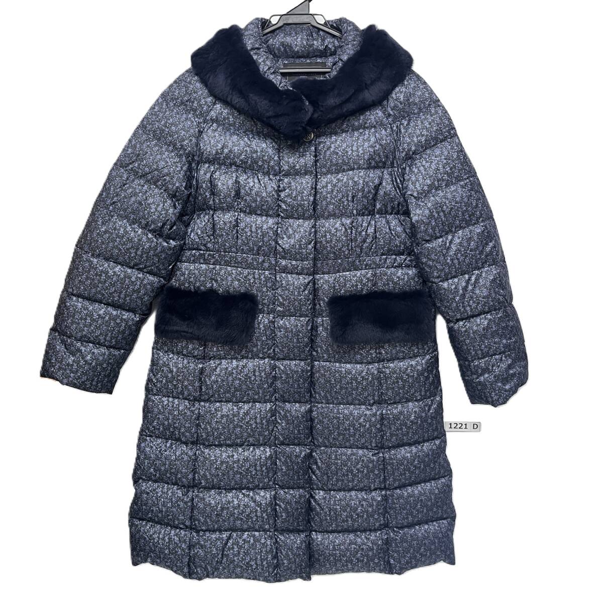 (志)【美品】C.ROUAN/セ・ルーアン ダウンコート リアルファー付 レッキス 青系 CEL217-90RX Mサイズ ダウン90％ 総柄(o)1221D