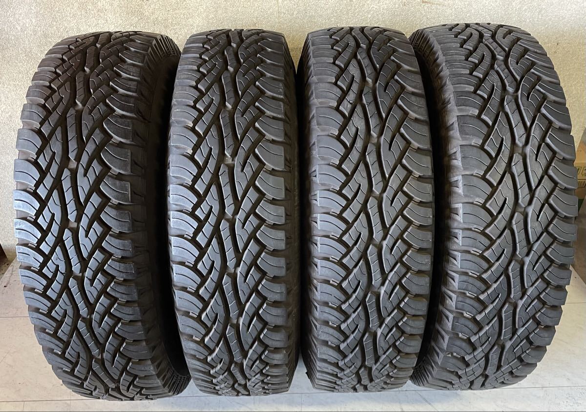 235/85R16C 114/111 S 69PSI コンチネンタル　CROSS Contact 2015年製　中古4本　バリ山　235/85/16 (T652)