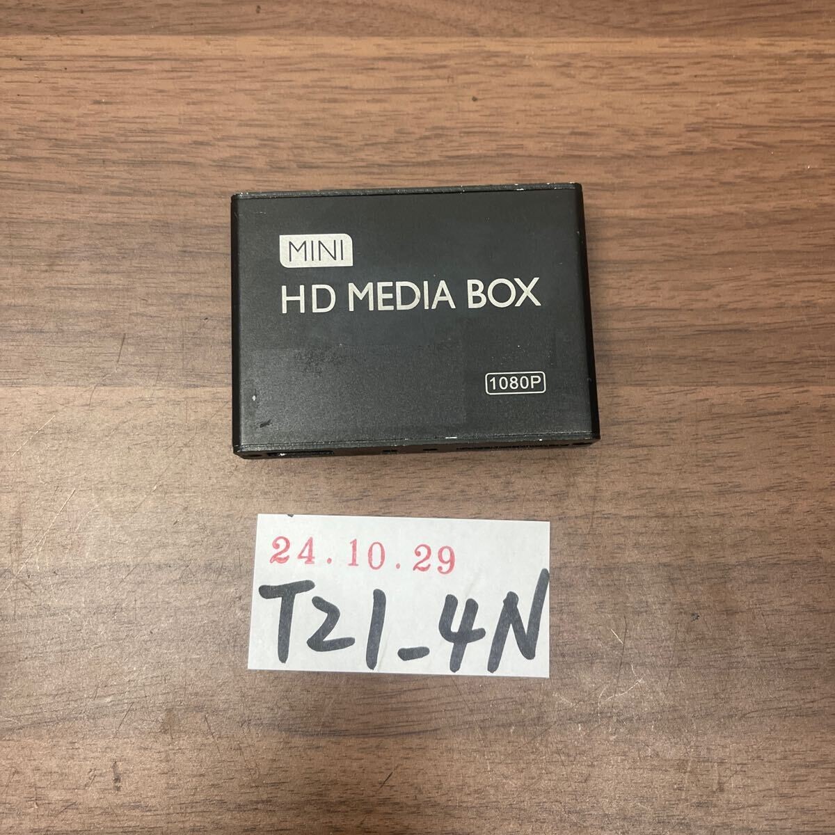 「T21_4N」メディアプレーヤー ミニ HD メディア ボックス リモコン無し 動作品　電源アダプター無し（241029）