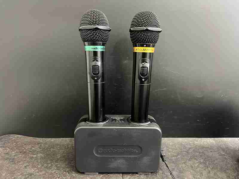 CT13047　 audio-technica/赤外線ワイヤレスマイク AT-CLM7T/A 　AT-CLM701T/B　充電器 BC700