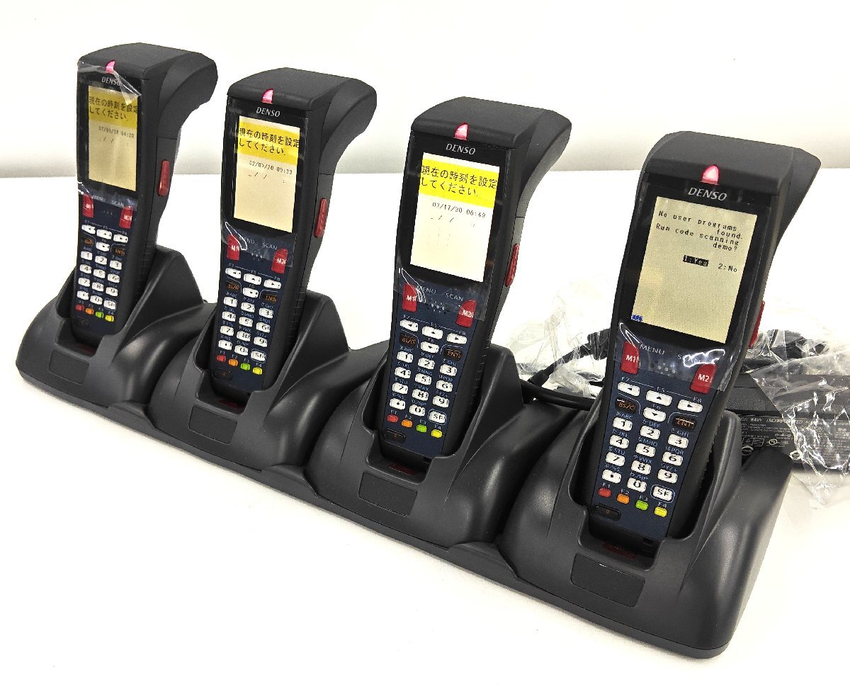 送料無料（沖縄離島除く）　　DENSO 　デンソーウェーブ ハンディターミナル BHT-825QW 4台 　+　充電台　