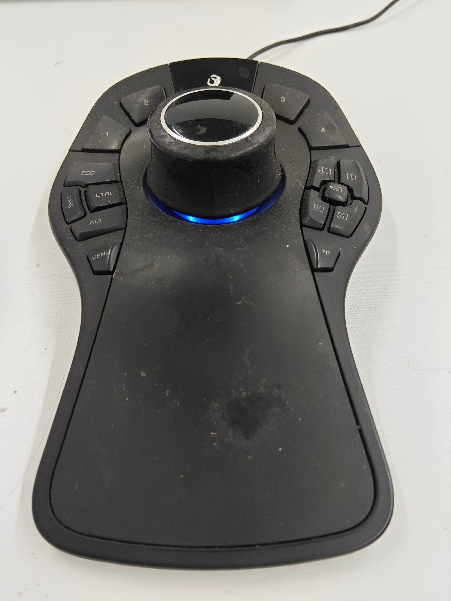 在庫有　3Dconnexion SpaceMouse Pro　　送料無料（離島、沖縄除く）