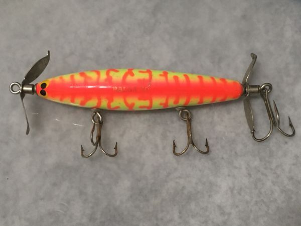 ザウルス バルサ50 ホッツィートッツィー ピンクチャート SAURUS Balsa50 塗装ダメージあり (98)