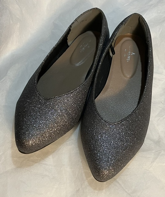 la farfa SHOES/ラ・ファーファシューズ Vカットローヒールパンプス 24.5cm A柄 美品 中古 送料無料