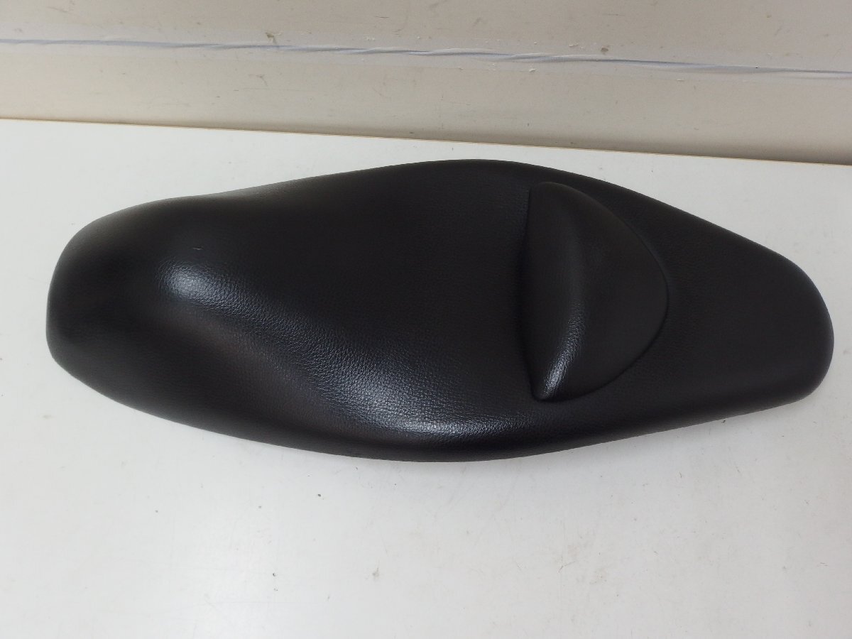 16■/Zク5642　ホンダ シート　PCX125 JF28 中古