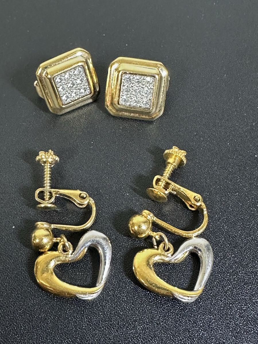 AVON エイボン courreges クレージュ イヤリング 2点セット ハート型 スクエア 石付き ブランドアクセサリー レディース 女性物