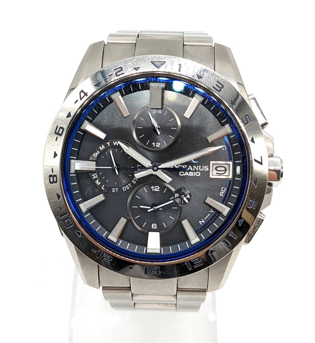 ■【箱付】CASIO カシオ OCW-T3000-AJF オシアナス クロノグラフ デイデイト 電波ソーラー OCEANUS 黒文字盤 Bluetooth 腕時計 メンズ