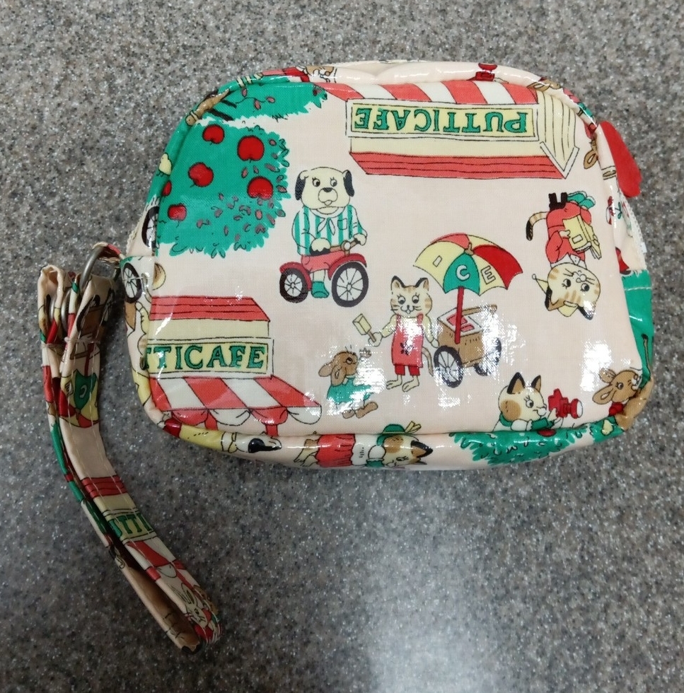 Loop change loop★ 持ち手付きミニポーチ*犬・ネコ・ウサギ*