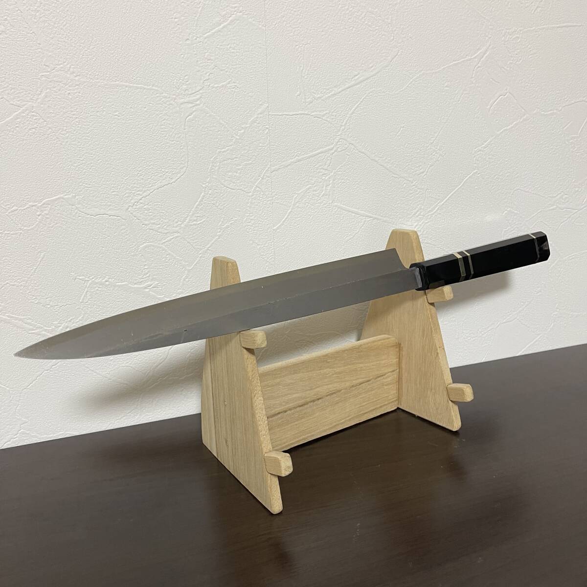 新品 未使用 堺 柳刃包丁 霞焼 黒水牛銀三本巻 黒檀八角柄 刃渡り27cm 高級料理庖丁 本職 板前 寿司 刺身 和包丁 片刃 打刃物 Sakai 日本製