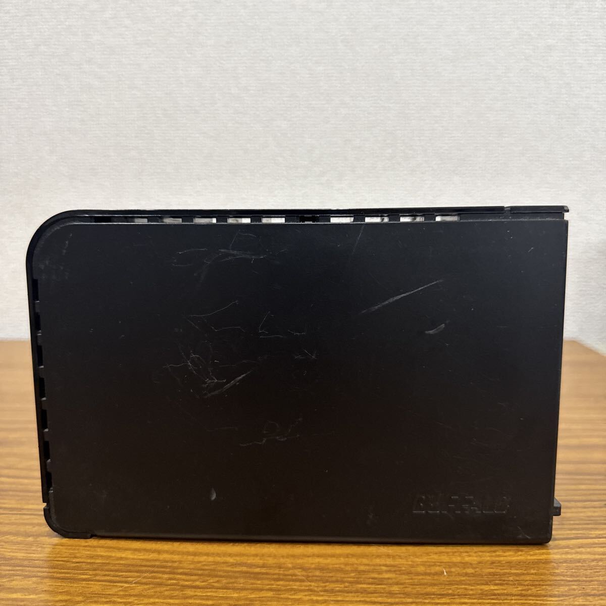 管251202 b ☆ BUFFALO ハードディスク　HD-LS1.0TU2J 動作未確認　☆★ 外付けハードディスク
