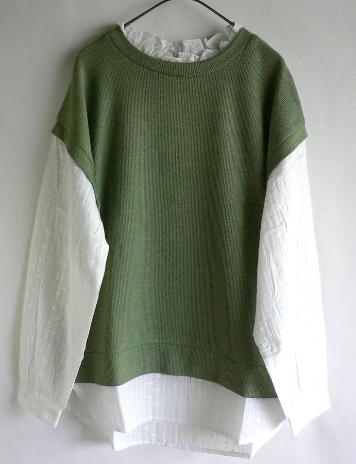 新品刺繍白レースブラウス　ベストレイヤード重ね着風ニットソーグリーン*大きいサイズ3L　１５号