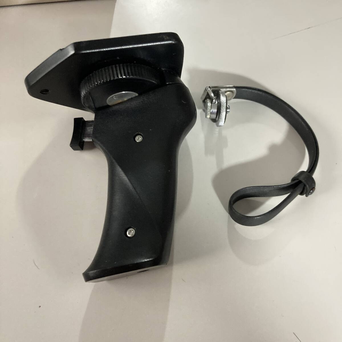 ★ MAMIYA ピストルグリップ 中古品 F2431