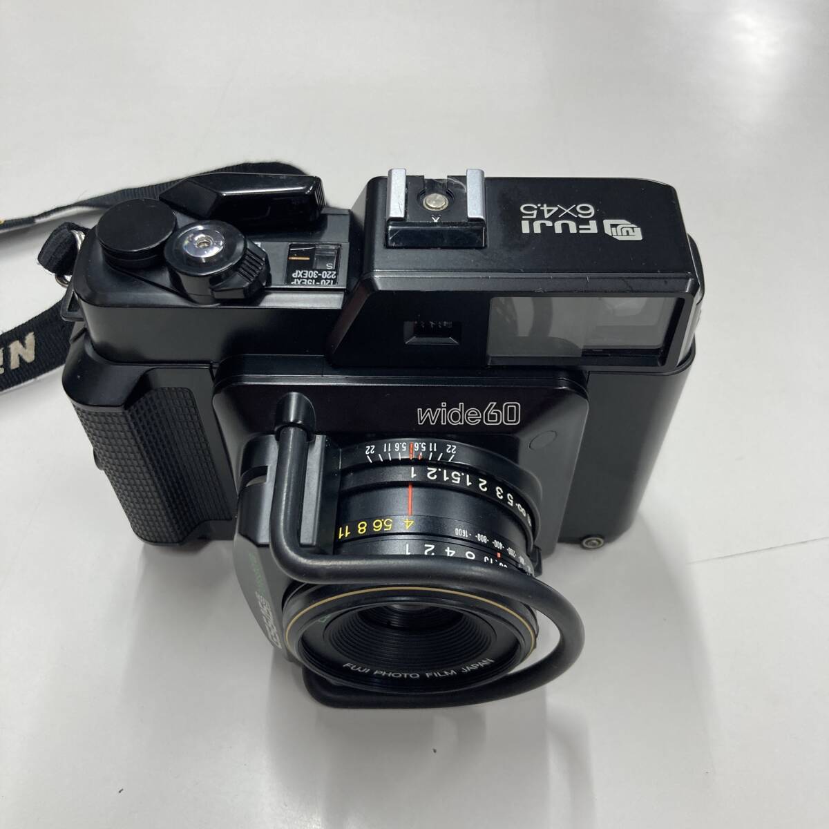 FUJIFILM フジフイルム 中判カメラ フィルム GS645S プロフェッショナル 60mm 中古品 EX00163