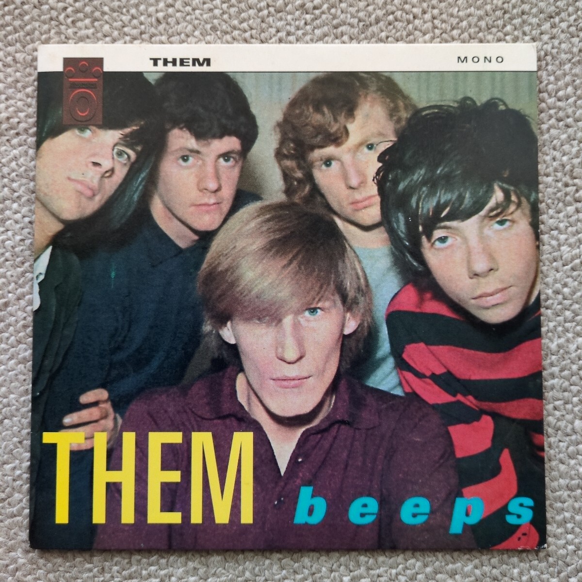 EP THEM // beeps 　　 here comes the night　他3曲