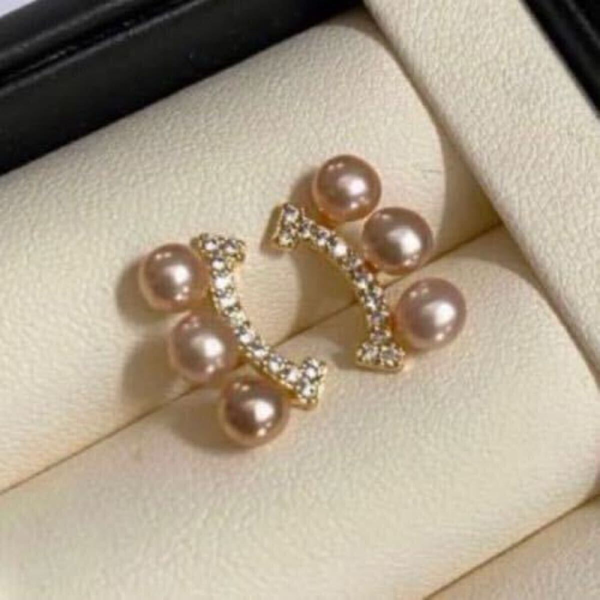 超可愛いスマイル　真珠ピアス　天然パール　ピンク　本真珠　CZ付き