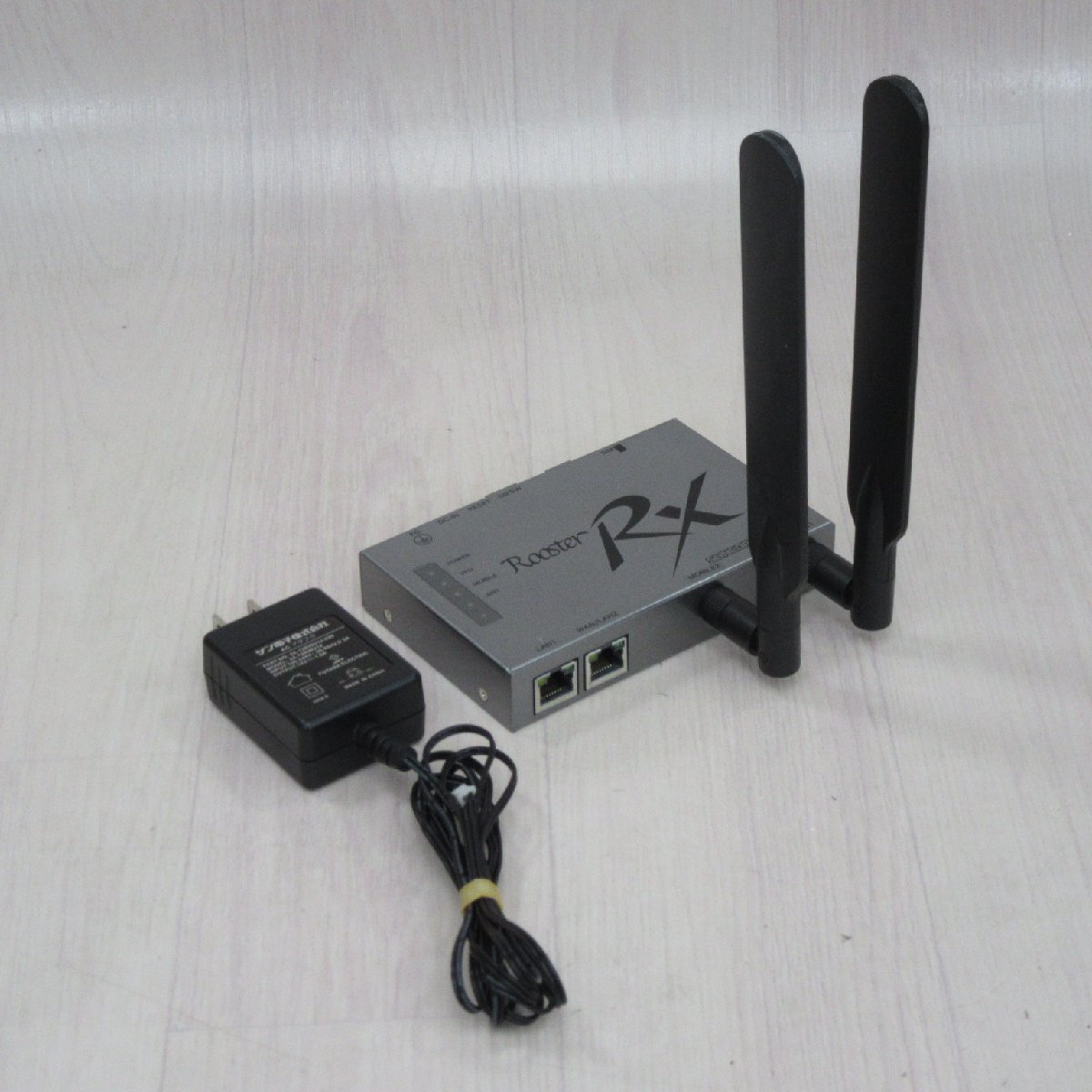 サン電子 SC-RRX210 RX210 Roosterシリーズ Xi(LTE)/FOMAデュアル対応モジュール搭載型 IoT/M2Mルータ 初期化済 保証有 CB 263