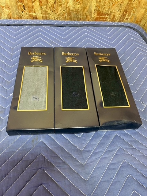 11-96 Burberry ソックス 靴下 バーバリー メンズ 薄手 夏 グレー・紺・黒