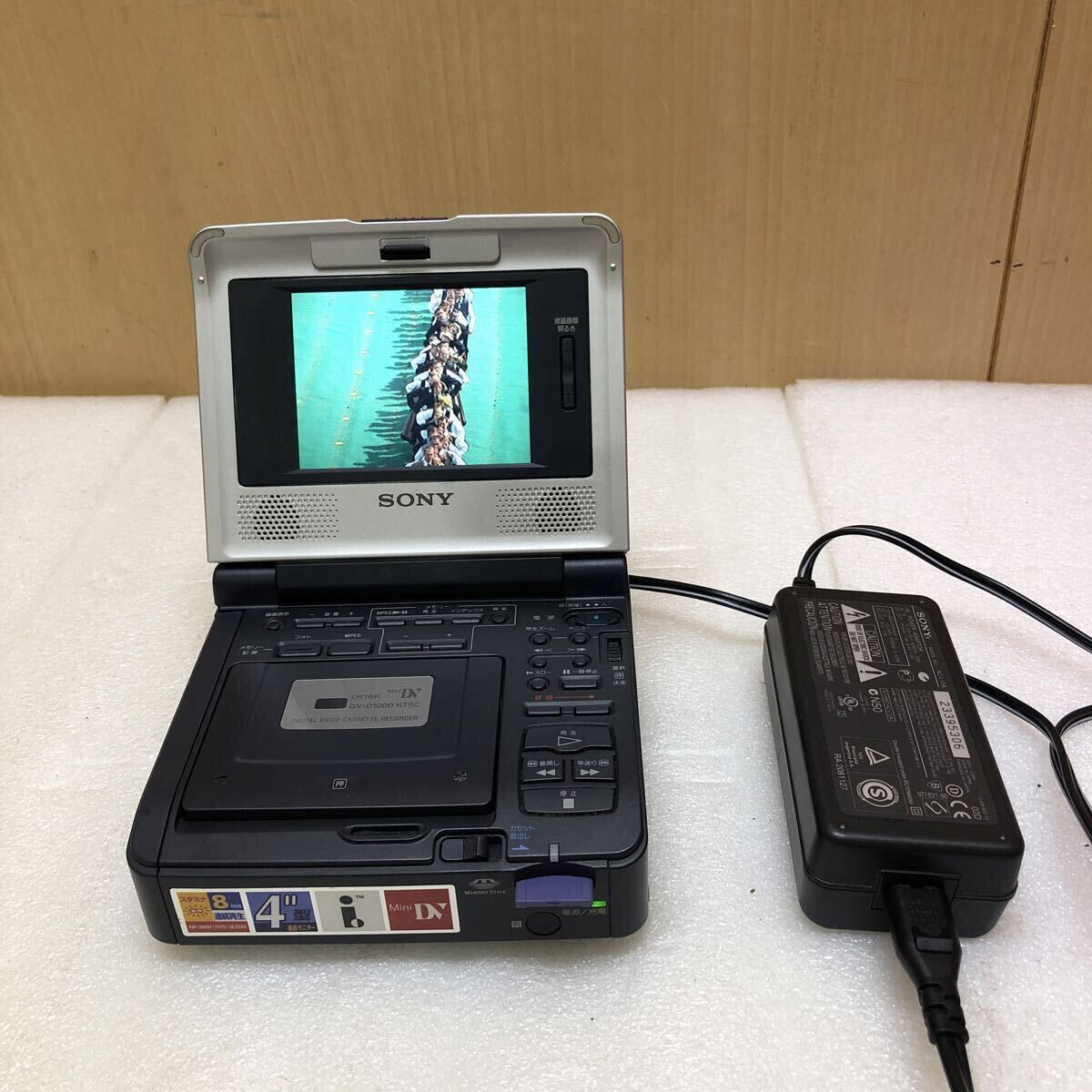 TK5401 ソニーミニDV　GV-Ｄ1000 4型 カセットレコーダー 再生OK 1017