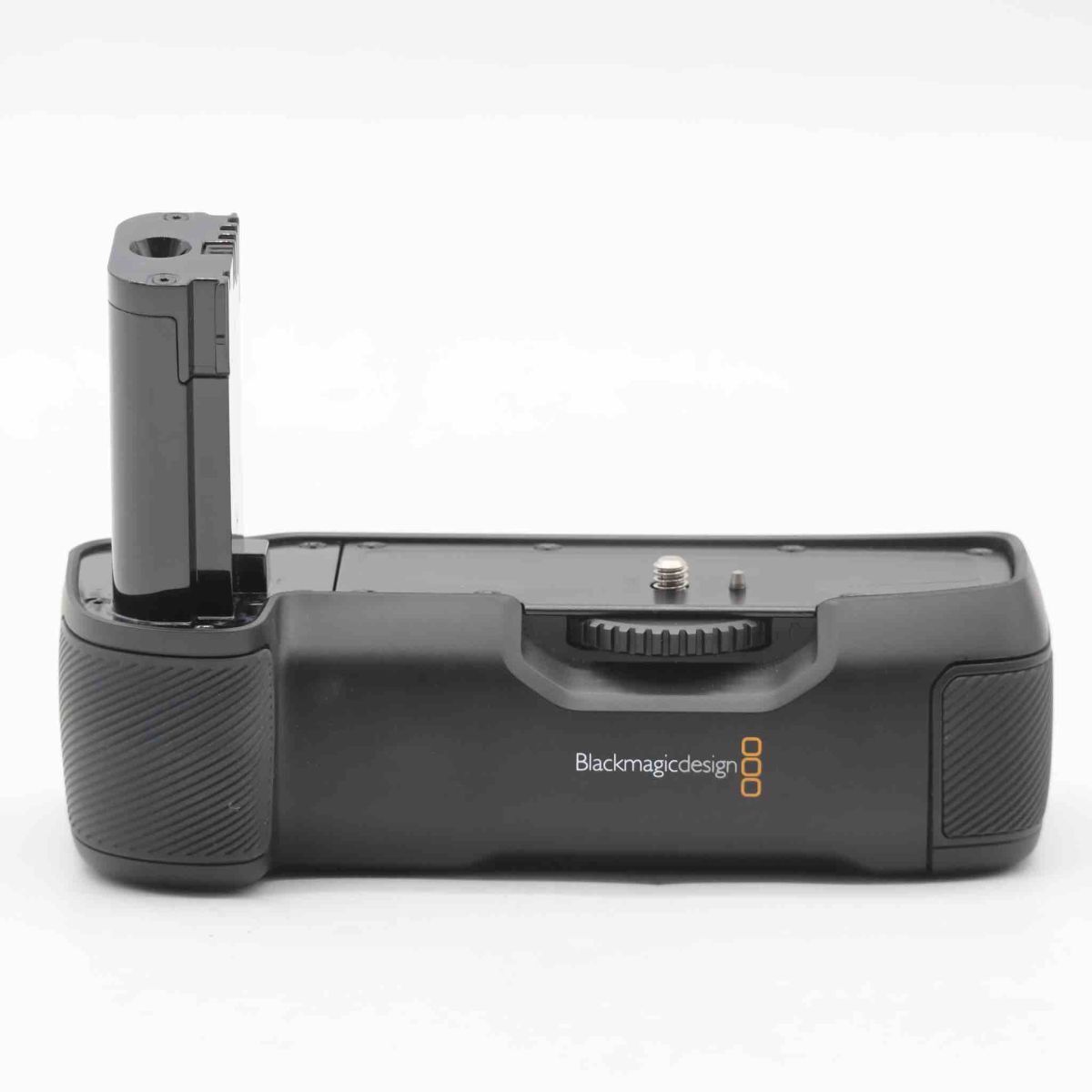 超美品★ BlackMagic Pocket Cinema Camera 4K/6K用 バッテリーグリップ CINECAMPOCHDXBT #573